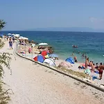 Cosy With A Terrace And A Sea View Appartement Ravni