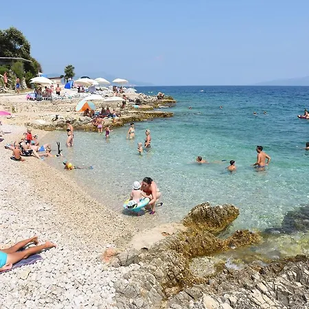 Cosy With A Terrace And A Sea View *