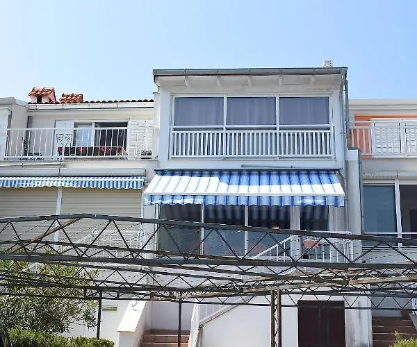 Lejlighed Cosy With A Terrace And A Sea View Ravni